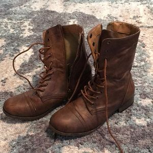 Brown army combat boots